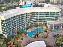 The Oasis Tower at Seminole Hard Rock