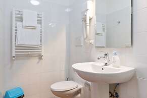 Roma Enrico Guesthouse