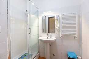 Roma Enrico Guesthouse