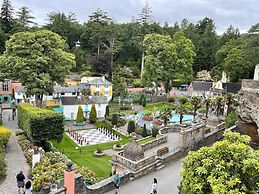 Tyn Y Fron Country House