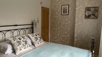 Tyn Y Fron Country House