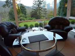 Tyn Y Fron Country House