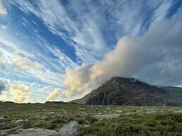 Tyn Y Fron Country House