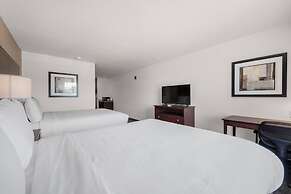 Cobblestone Hotel & Suites - Urbana