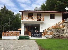 Kuray Camlipinar Konuk Evi