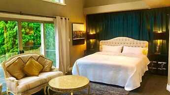 Cedar Manor Bed and Breakfast