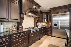 Cedar Manor Bed and Breakfast