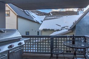 Christel - Peaceful West End Home, Downtown Telluride, Walk to Ski