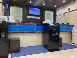 Toyoko Inn Kobe Sannomiya-eki Shiyakusho Mae