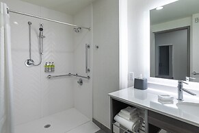 Holiday Inn Greenville - Woodruff Road by IHG