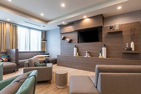 Holiday Inn Greenville - Woodruff Road by IHG