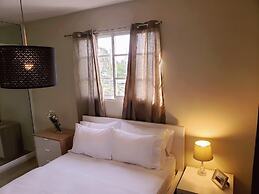 Lovely 2 Bedroom Apartment