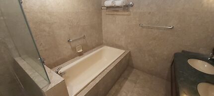 Rihanna Service Suite at Times Square