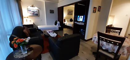 Rihanna Service Suite at Times Square