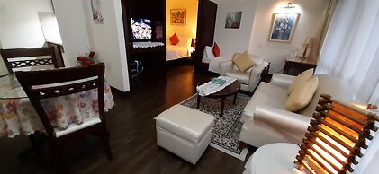 Rihanna Service Suite at Times Square