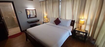 Rihanna Service Suite at Times Square