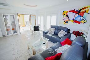 Judith - Modern Apartment in Moraira