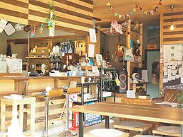 Trip Base Coconeel - Hostel