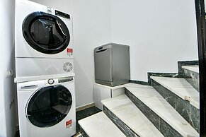 Flowers Of Athens - Boutique Aparthotel