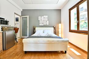 Flowers Of Athens - Boutique Aparthotel