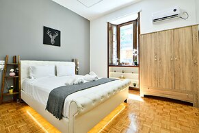 Flowers Of Athens - Boutique Aparthotel