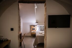 Aoria Estate Old Port