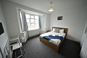 The Great Airport Place