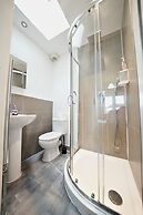 The Great Airport Place