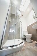 The Great Airport Place