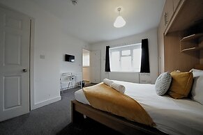 The Great Airport Place