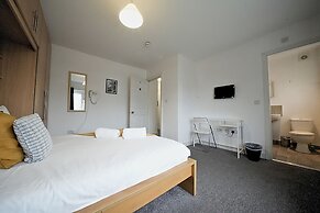 The Great Airport Place