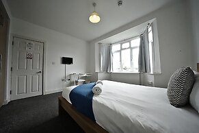 The Great Airport Place