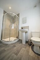 The Great Airport Place