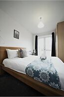 The Great Airport Place