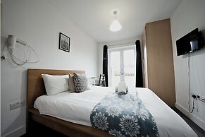 The Great Airport Place