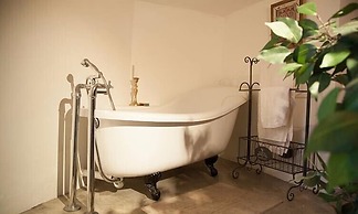 Little Forest Guest House