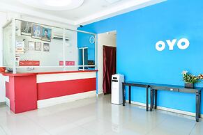 OYO 90282 Hotel Taj Seksyen 7