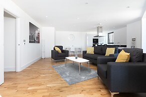 London Riverview - Canary Wharf - Excel