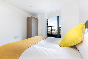 London Riverview - Canary Wharf - Excel