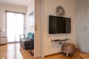 Luxurious 4 Bdrm 3Bath Apt 1- Athens