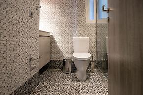 Luxurious 4 Bdrm 3Bath Apt 1- Athens