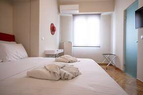 Luxurious 4 Bdrm 3Bath Apt 1- Athens