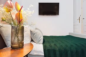 Cracovian Home - LoftAffair