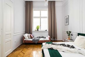 Cracovian Home - LoftAffair