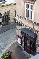 Cracovian Home - LoftAffair