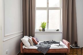 Cracovian Home - LoftAffair