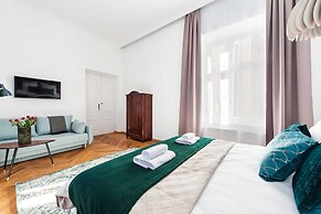 Cracovian Home - LoftAffair