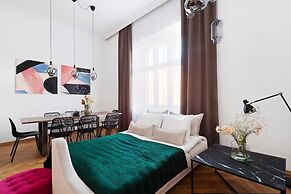 Cracovian Home - LoftAffair