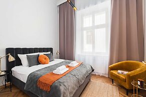 Cracovian Home - LoftAffair