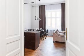 Cracovian Home - LoftAffair